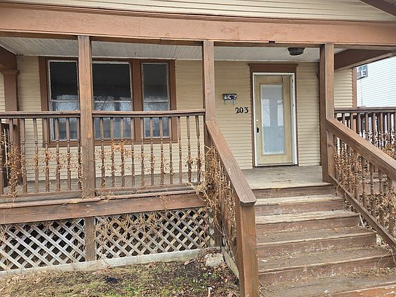 2nd image of 203 Home Ave