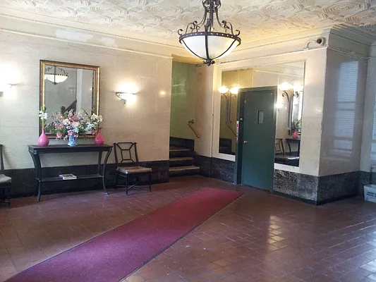 Rented by Play Realty LLC | media 25