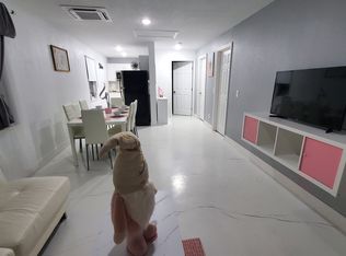 563 Spring Run Ave, Orlando, FL 32819