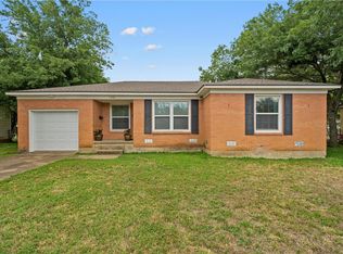 1201 N 62nd St, Waco, TX 76710