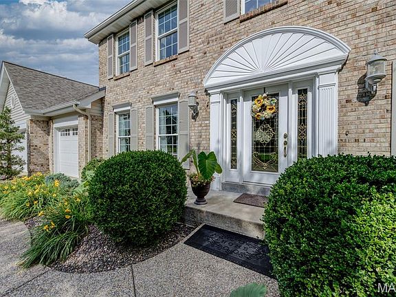 5th image of 109 Creek View Pl