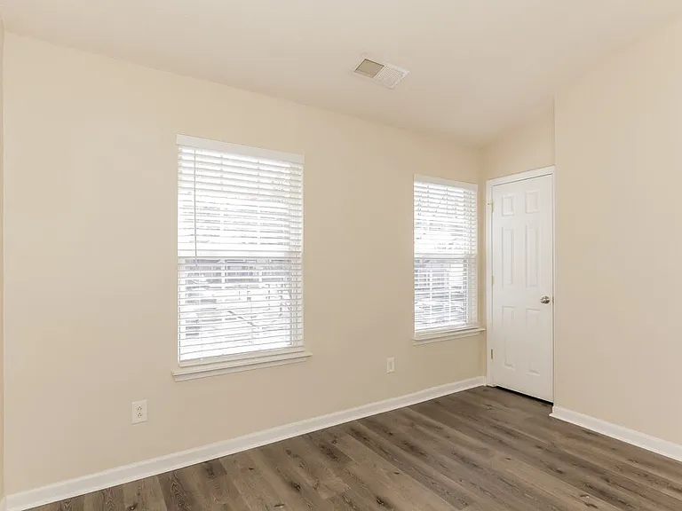 17113 Greenlawn Hills Ct — Photo 11