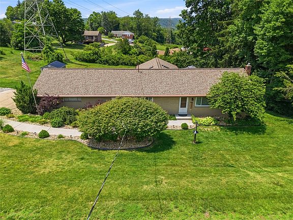 2nd image of 601 Wack Dr