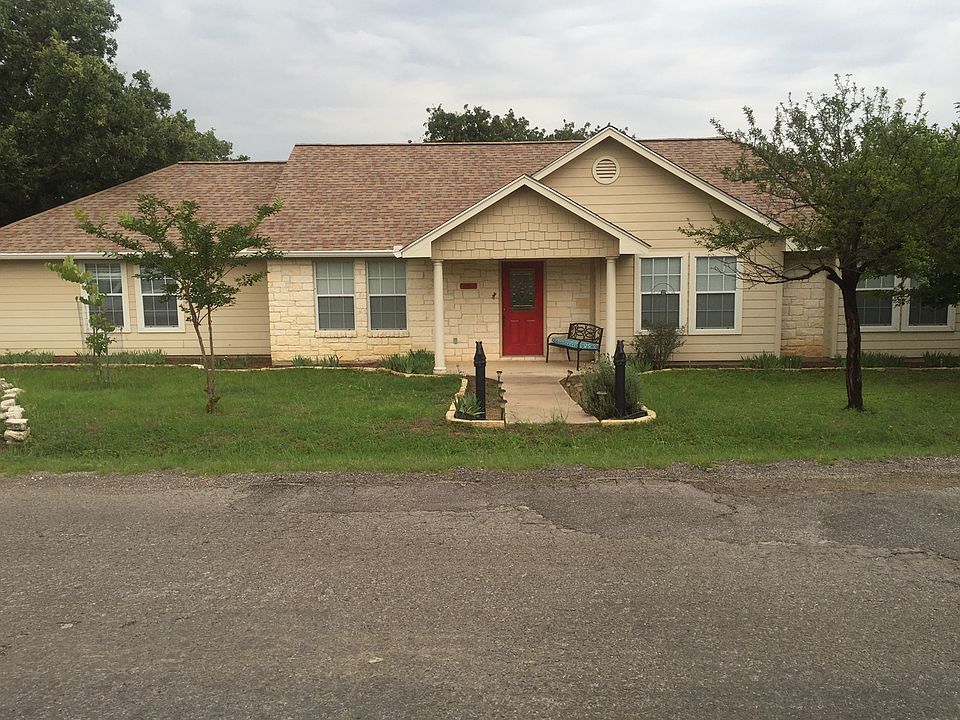 1st image of 303 E Bluebriar Dr