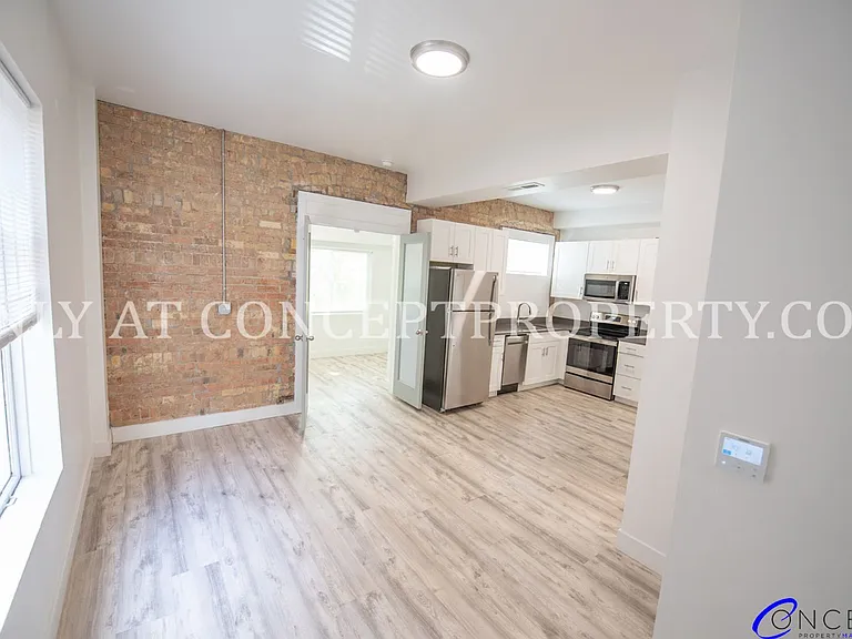 First Avenue Flats — Photo 111