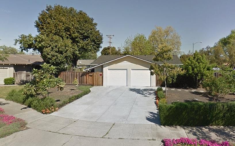 1st image of 897 Altamont Ct