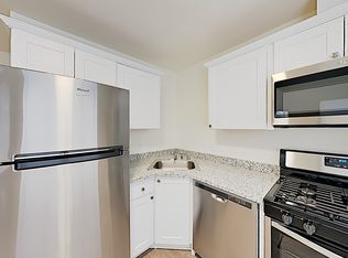 2065 15th Ave APT 2, Sacramento, CA 95822