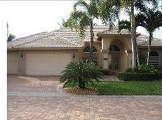 2497 Augusta Dr, Naples, FL 34109