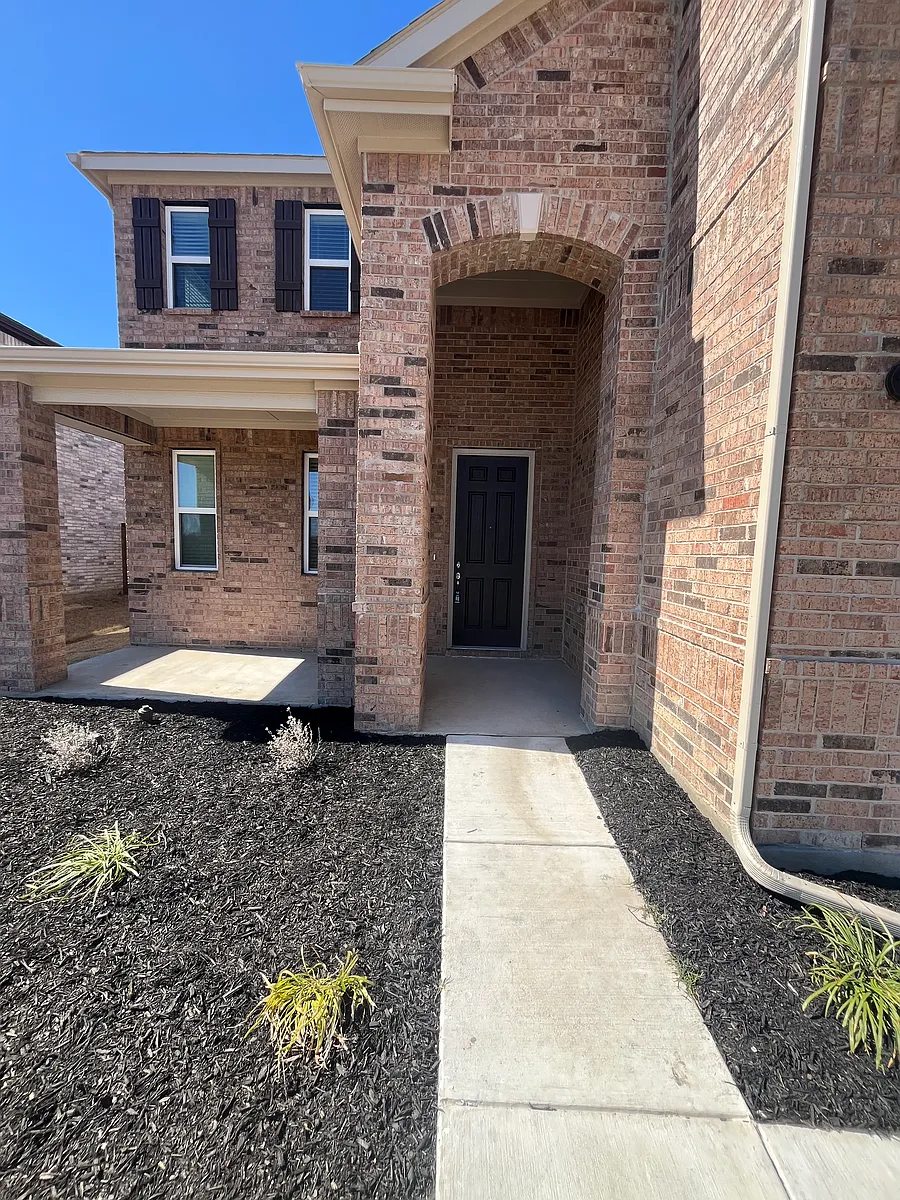 Building Photo - 750 Jupe Way
