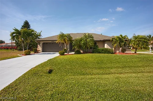 5302 SW 25th Pl Photo 1