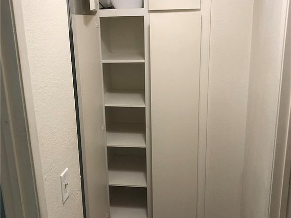 4th image of 8724 Etiwanda Ave APT 101