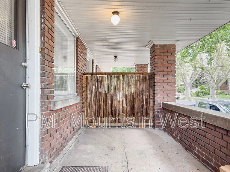 1134 S McClelland St — Photo 3