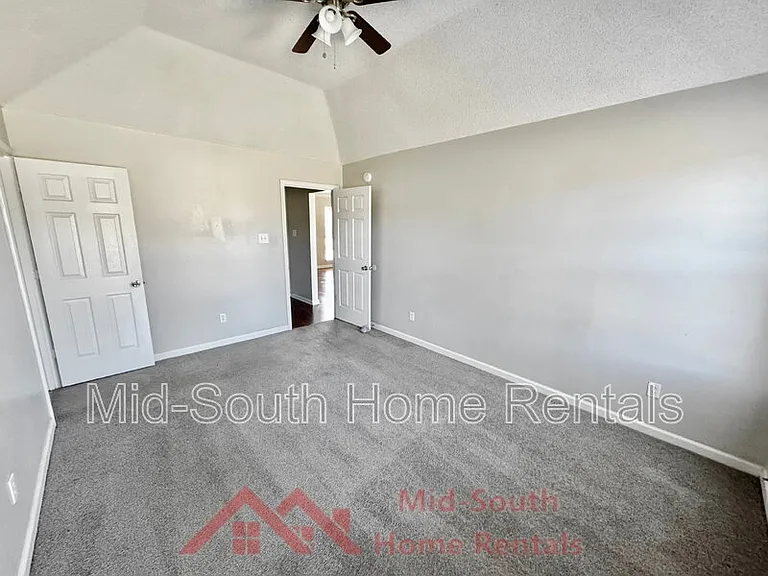 55 Oak Ridge Cv — Photo 12