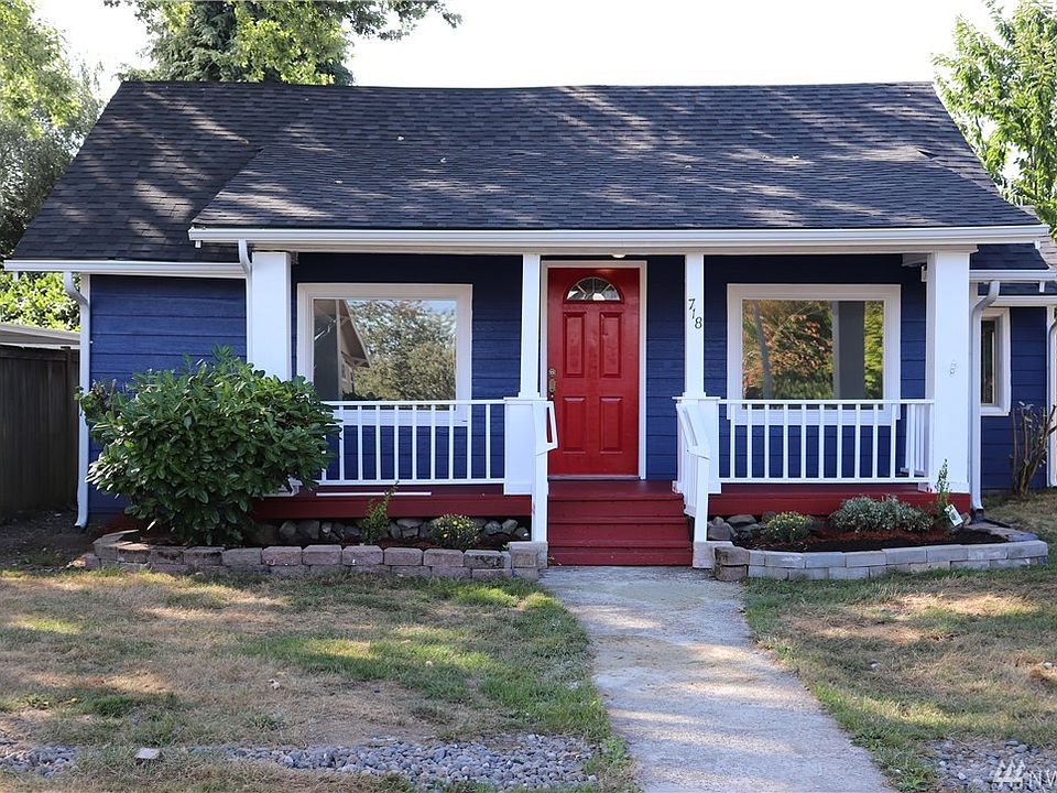 Cute Craftsman Style Home with New Paint, Roof and More!