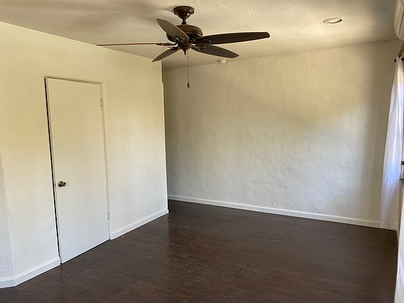 5th image of 1146 N Vista St