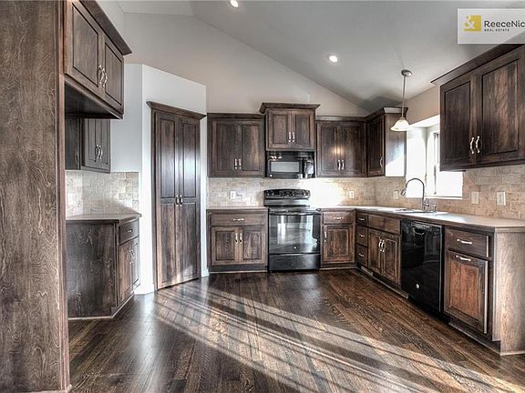 Beautiful cabinetry plus walk-in pantry