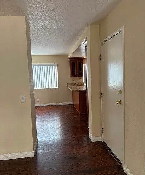 2300 Maple Ave #16 — Photo 16