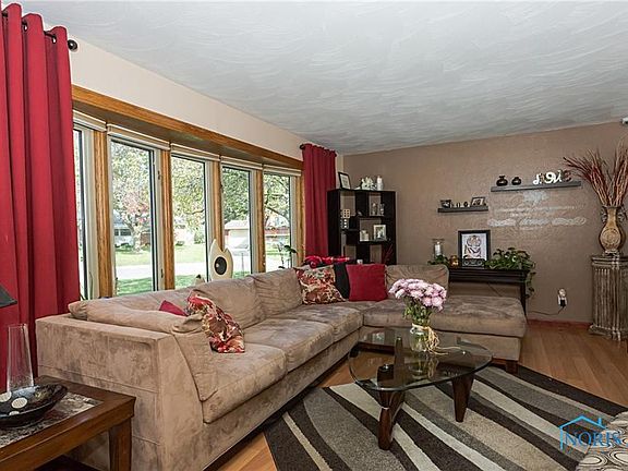2nd image of 5721 Winona Dr