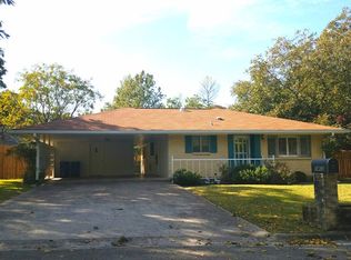 1401 Ford St, Kerrville, TX 78028