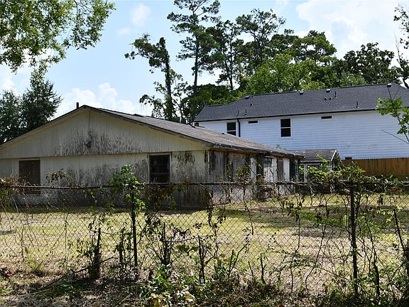 5th image of 8206 Sterlingshire St