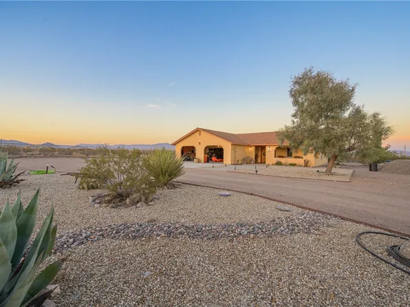 3596 N Emery Park Road, Golden Valley, AZ 86413