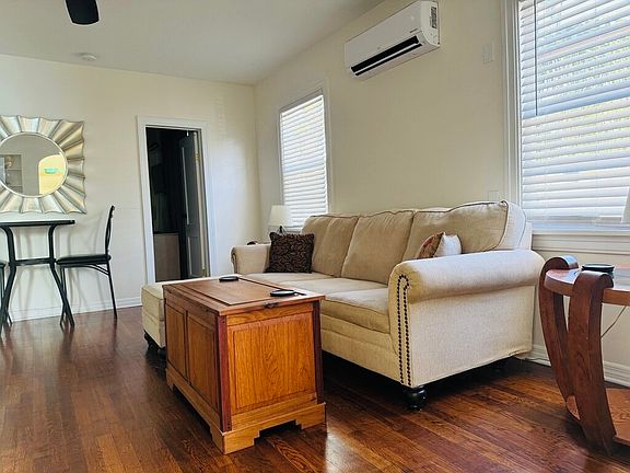 2nd image of 805 14th St N APT 2