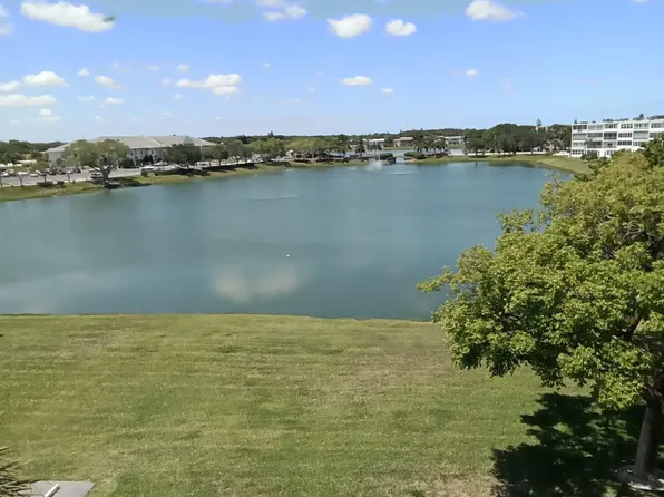 227 Dover B, West Palm Beach, FL 33417