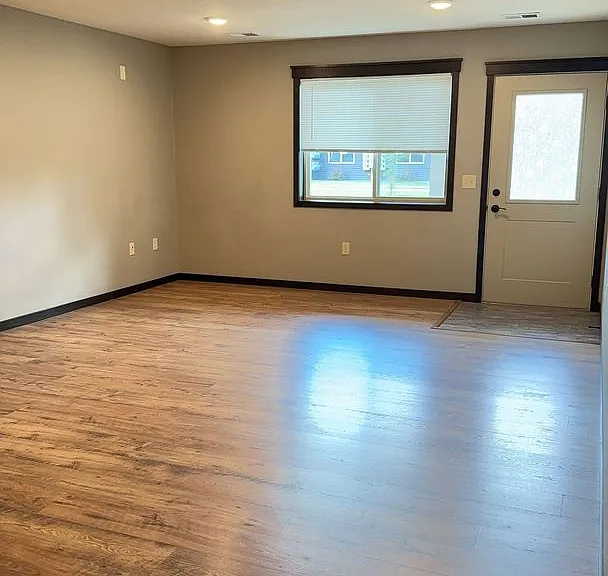 1614 Keanan Ln — Photo 13