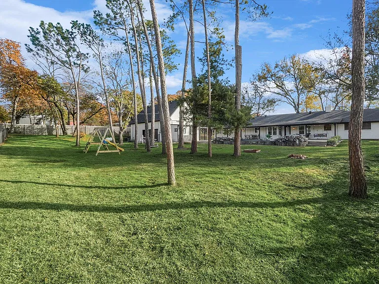1201 Melissa Dr — Photo 47