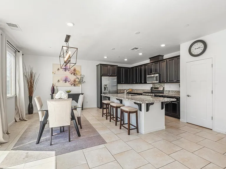12681 Solsberry Way — Photo 8
