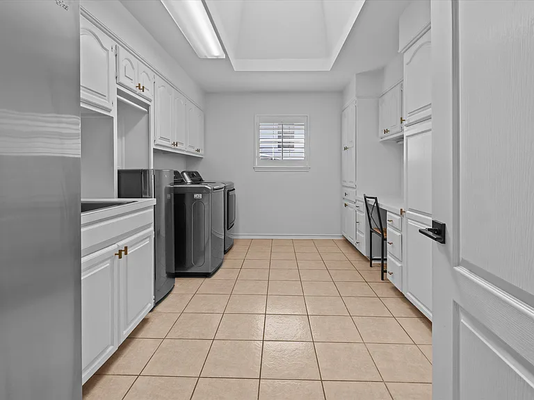 1830 Bent Tree Ln — Photo 29