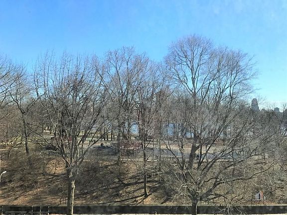 3rd image of 315 Central Park W APT 4e