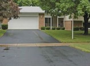 7202 Richard Rd, Darien, IL 60561