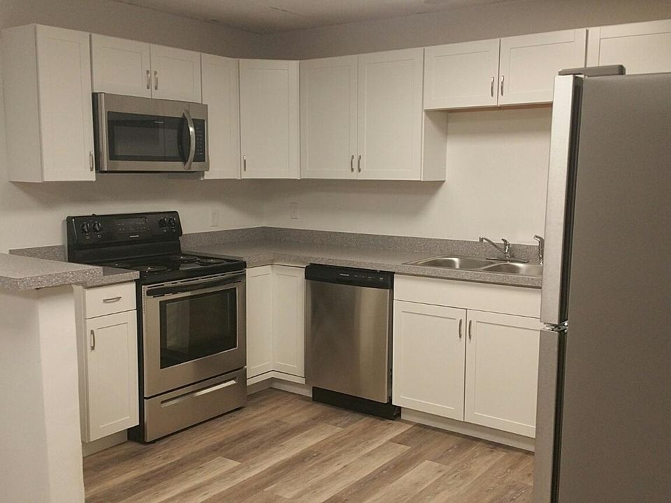 1st image of 10 Bellemonte St