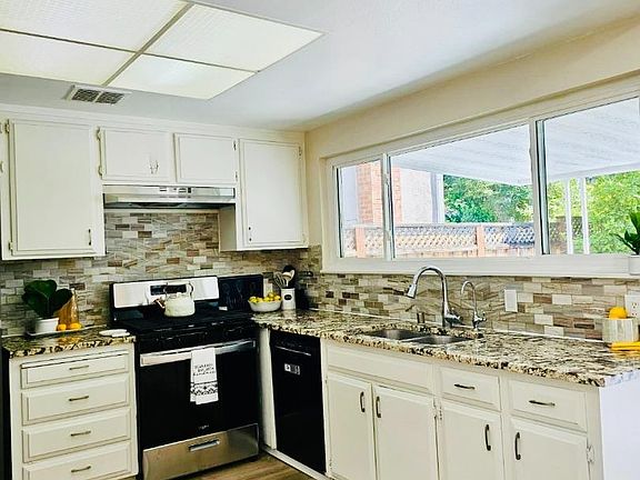 4th image of 5816 Embee Dr