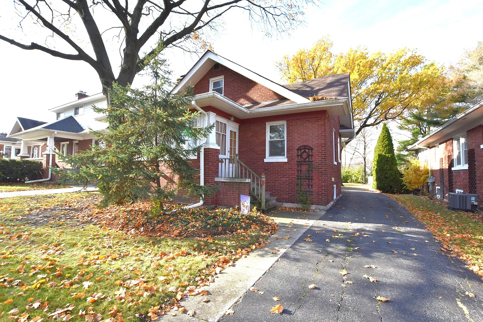 534 S Oakland Ave photo 1