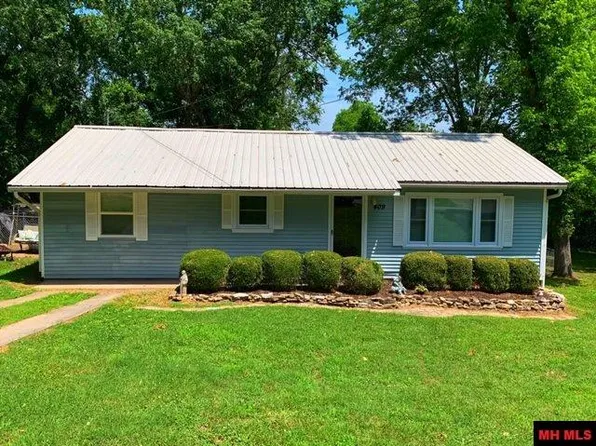 409 South St, Flippin, AR 72634
