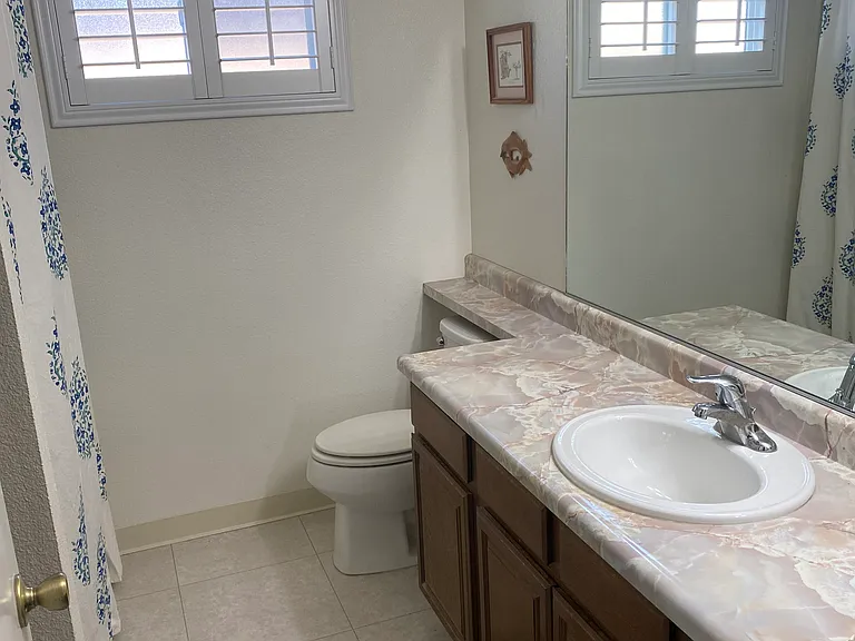 Southview Cir — Photo 3