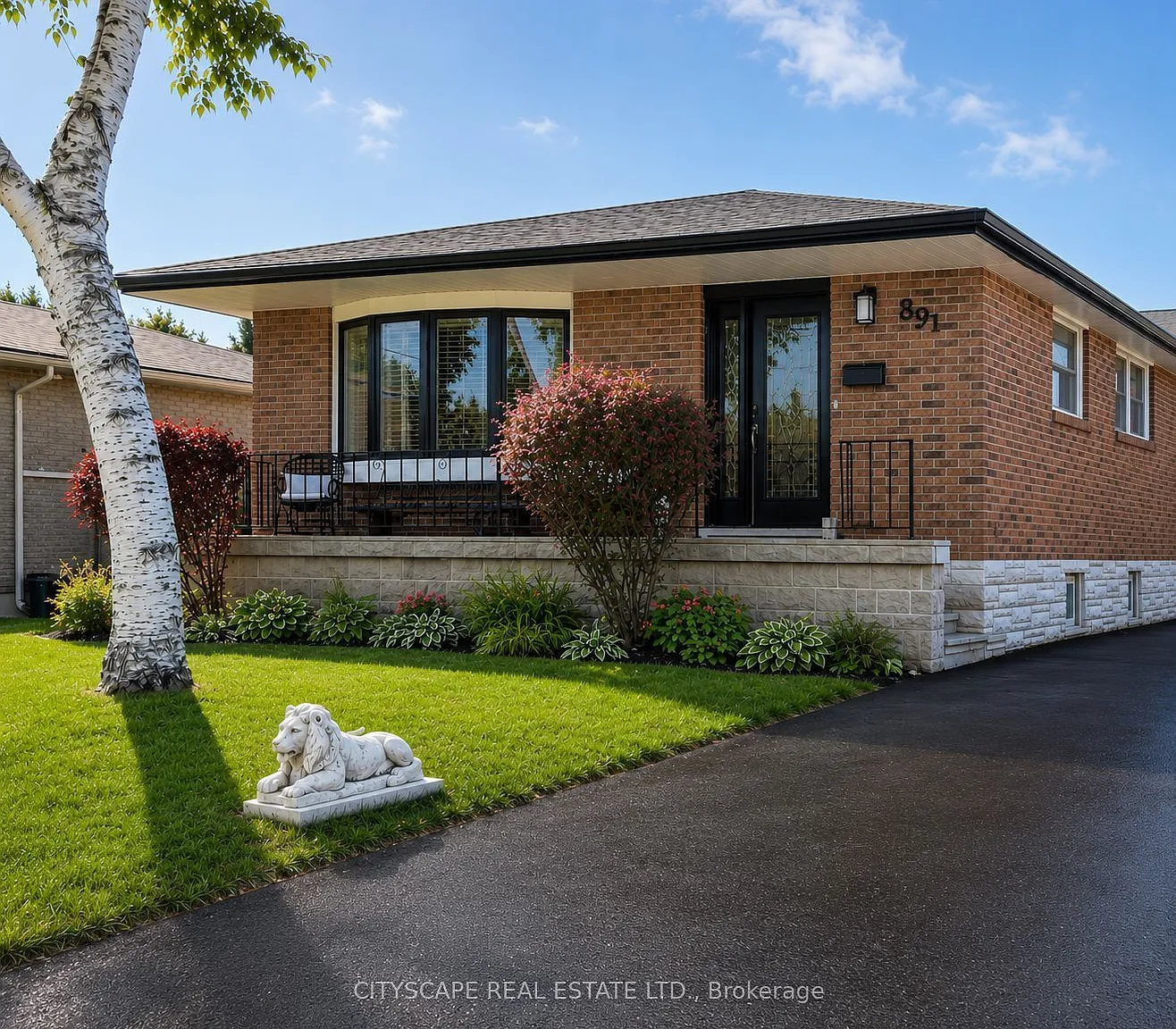 5 bed, $3,875 — Photo 1