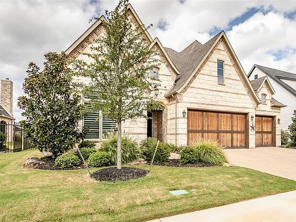 2nd image of 2808 Riverbrook Way