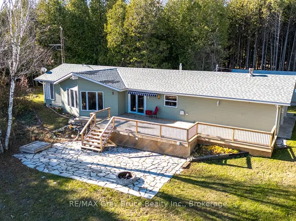 109 Widgeon Cove Rd, Northern Bruce Peninsula, ON N0H 2T0
