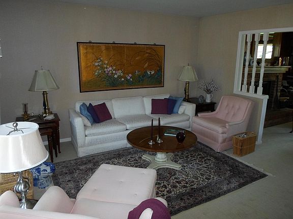 3rd image of 3224 Wedgewood Ct