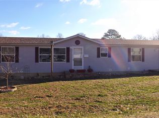 901 Johnson Ave, Johnston City, IL