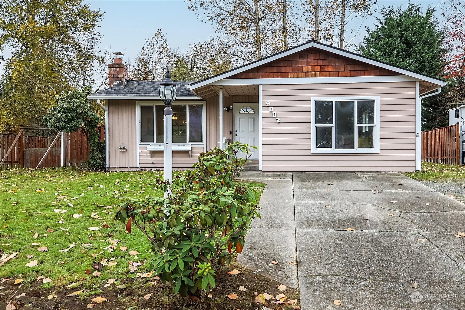 9002 57th Drive NE photo 1