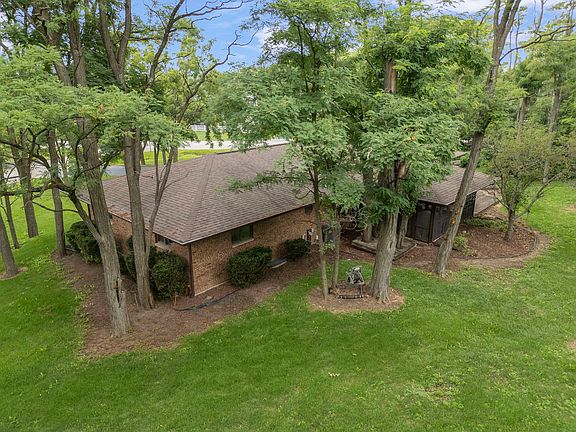 4th image of 7 Timbercreek Dr