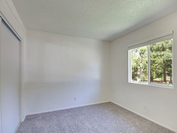 5th image of 841 E Country Club Blvd #A