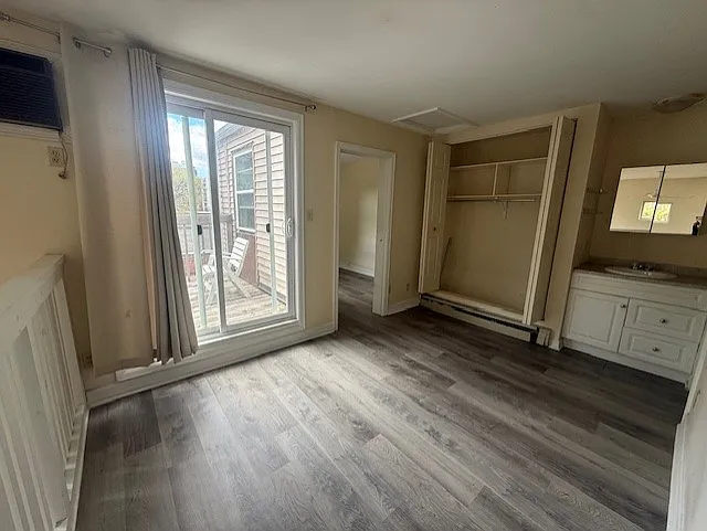182 Lisgar St — Photo 7
