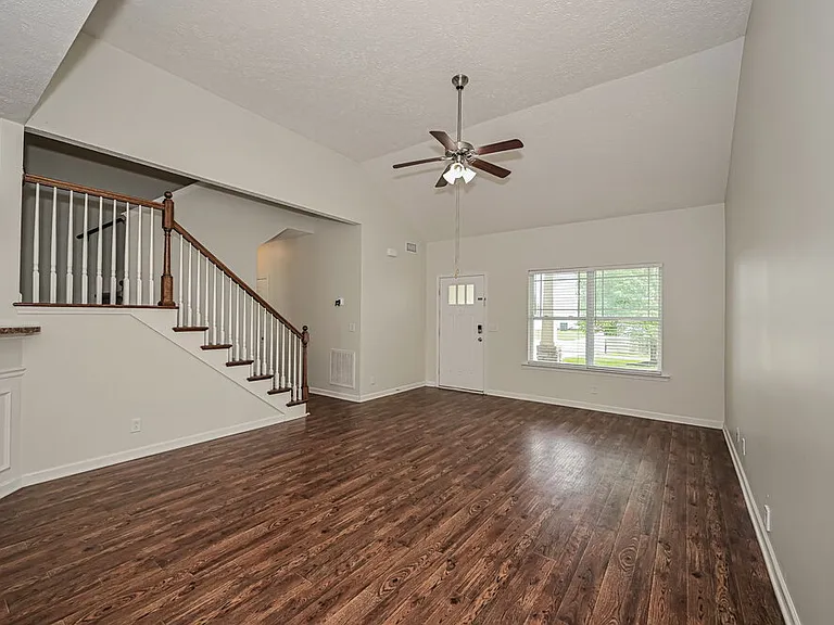 3524 Oval Hesson Ln — Photo 4