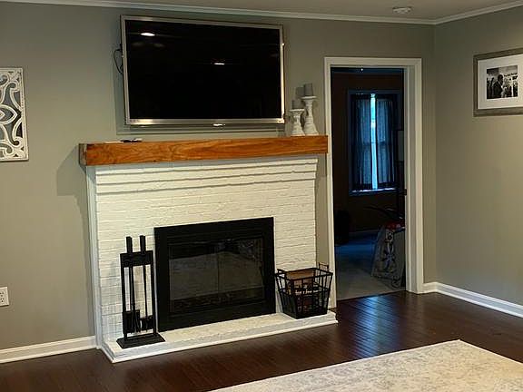 3rd image of 39503 Jarrell Dr