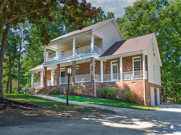 20218 Oak River Ct, South Chesterfield, VA 23803